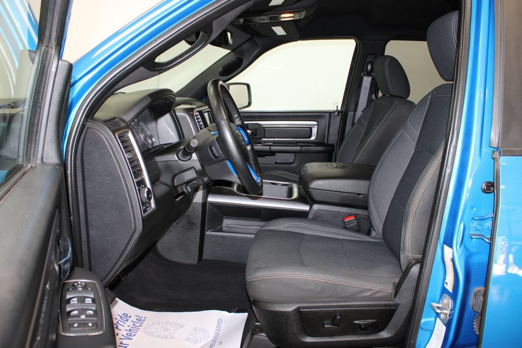 Used 2021 RAM 1500 Warlock AWD/4WD image 3
