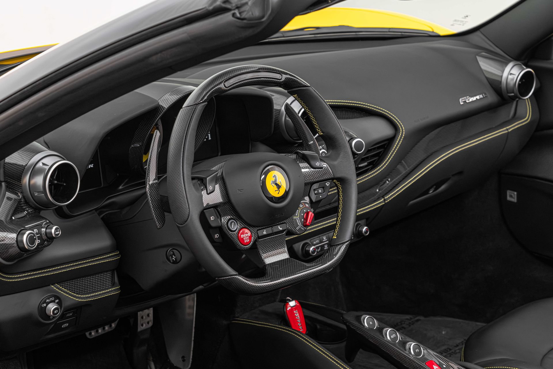 Certified 2022 Ferrari F8 Tributo RWD image 4