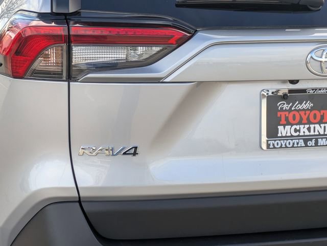 Used 2023 Toyota RAV4 LE image 9