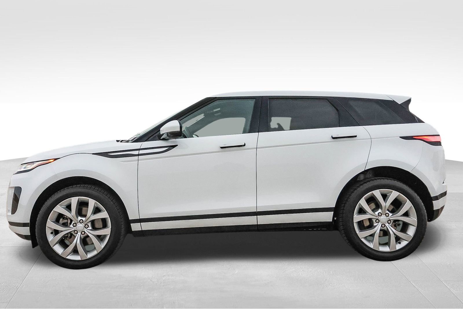 Certified 2023 Land Rover Range Rover Evoque SE image 8