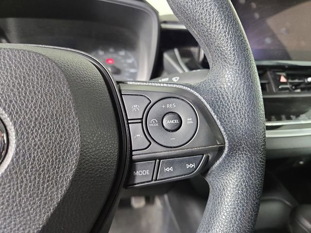 Used 2023 Toyota Corolla LE image 23