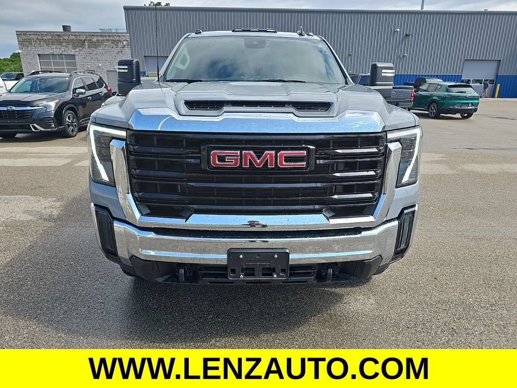 Used 2025 GMC Sierra 3500 Pro w/ Convenience Package AWD/4WD image 2