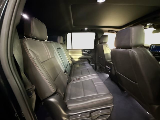 Used 2023 Chevrolet Suburban RST image 31
