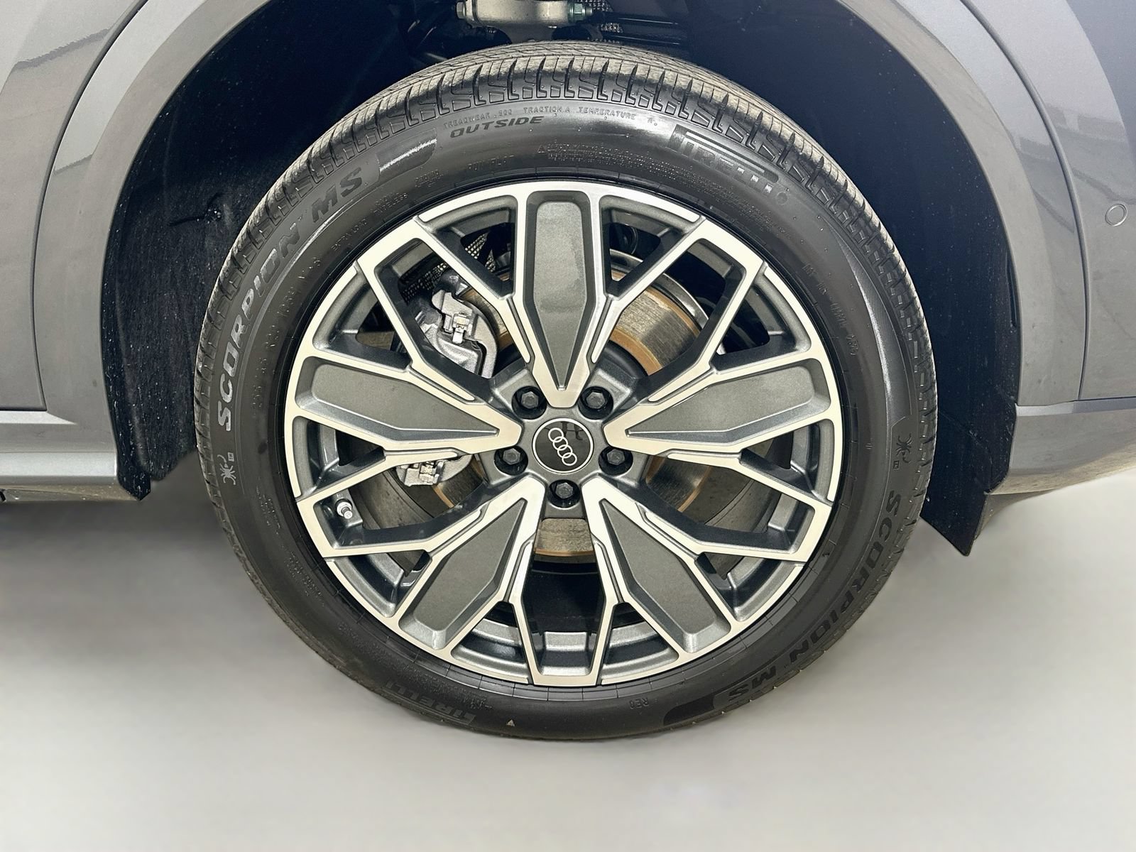 New 2026 Audi Q5 Premium Plus AWD/4WD image 10