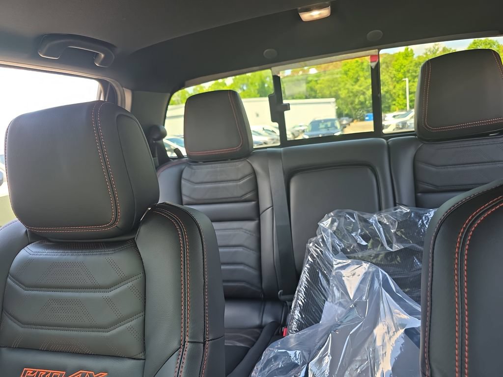 New 2026 Nissan Frontier PRO-4X w/ Pro Premium Package AWD/4WD image 31
