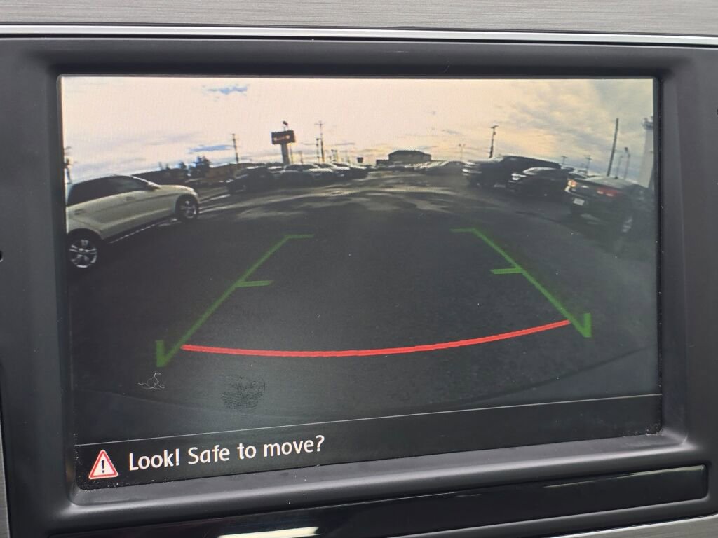 Used 2016 Volkswagen Golf SE image 32