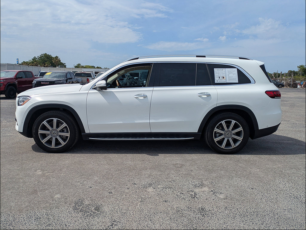 Used 2022 Mercedes-Benz GLS 450 4MATIC image 3