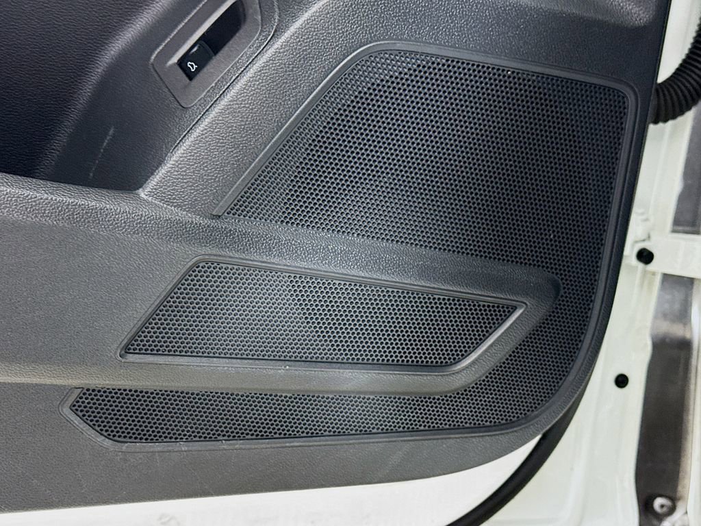 Used 2023 Volkswagen Atlas Cross Sport SE w/ Panoramic Sunroof Package image 19