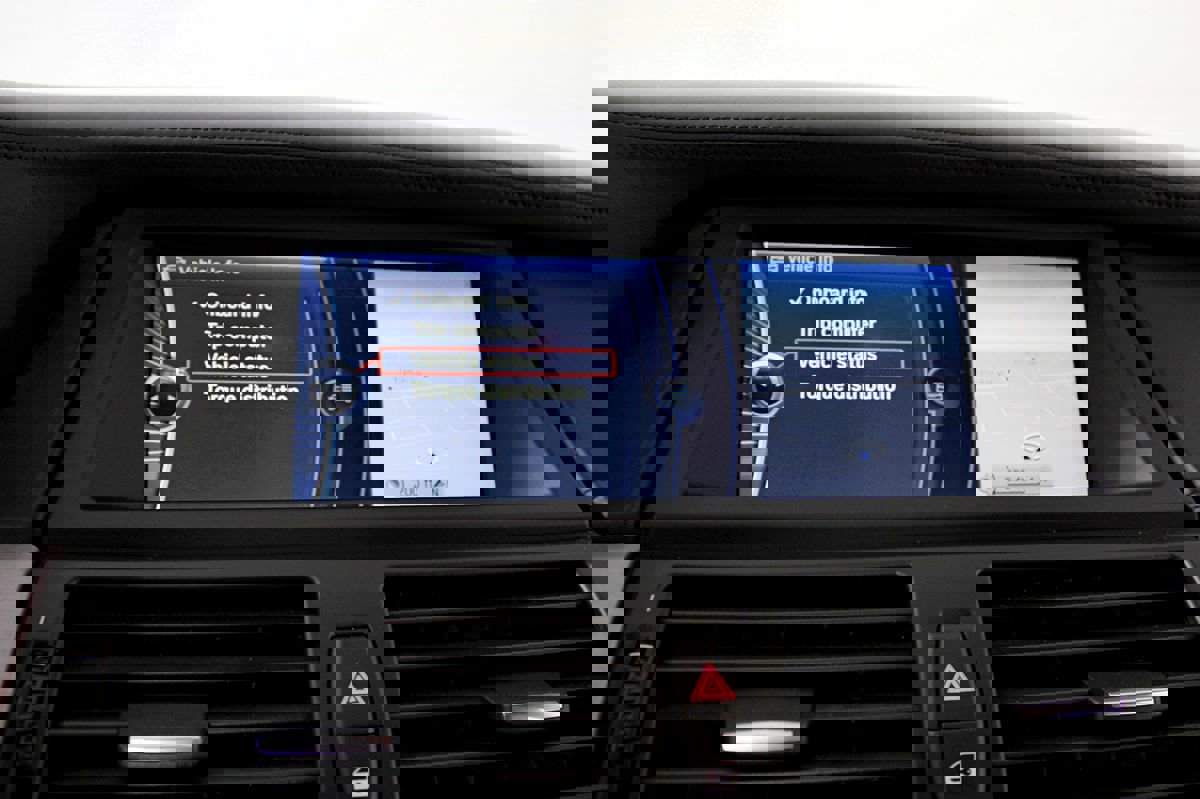 Used 2012 BMW X6 M image 30