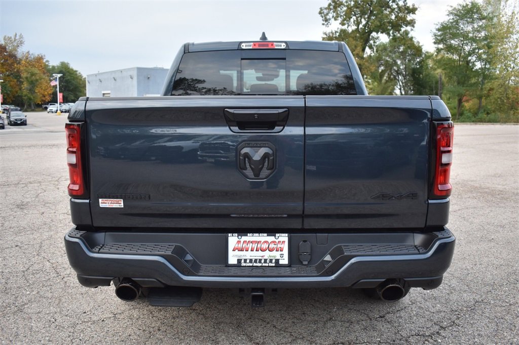 New 2026 RAM 1500 4x4 Crew Cab image 7