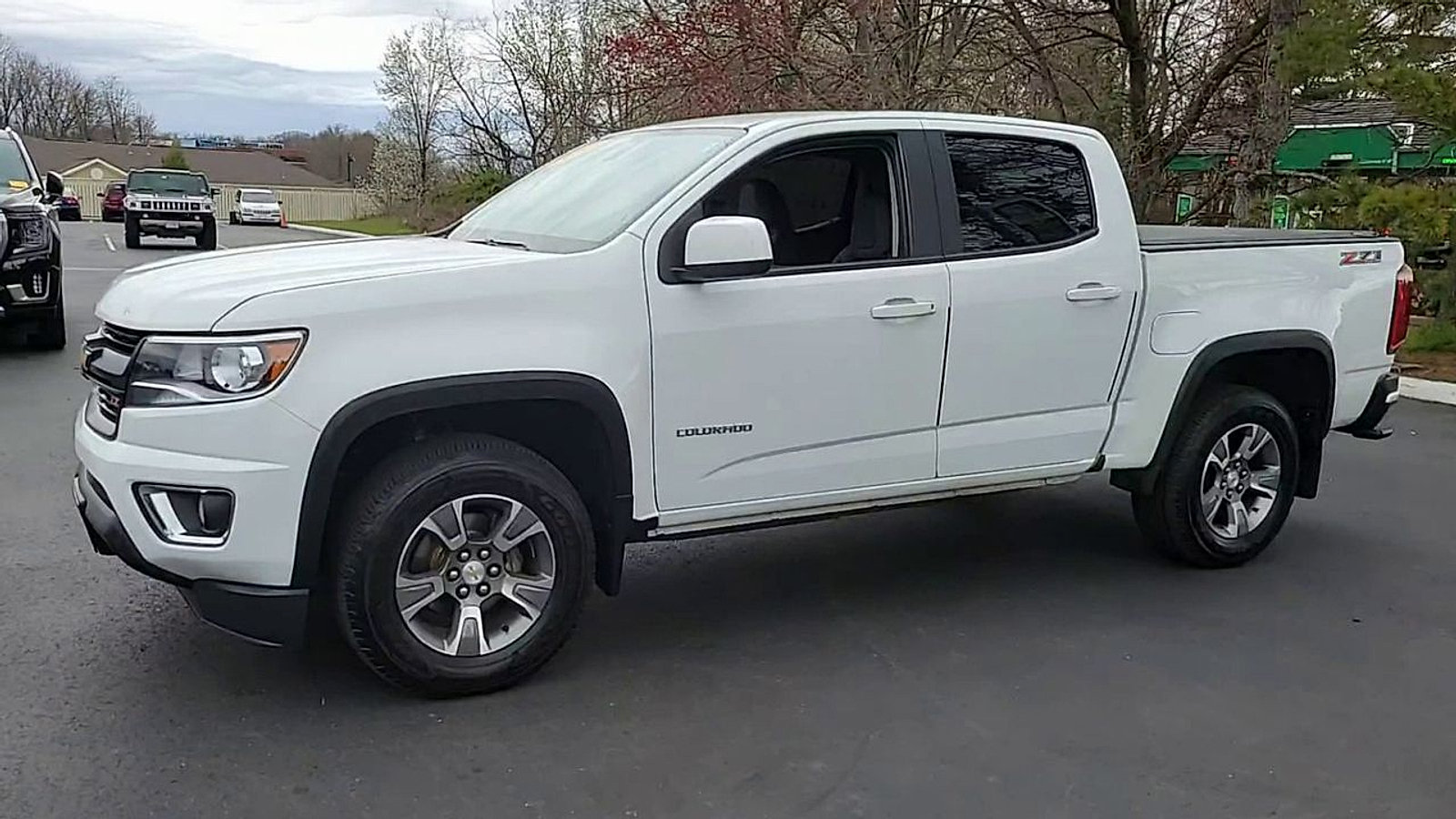 Used 2015 Chevrolet Colorado Z71 AWD/4WD image 4