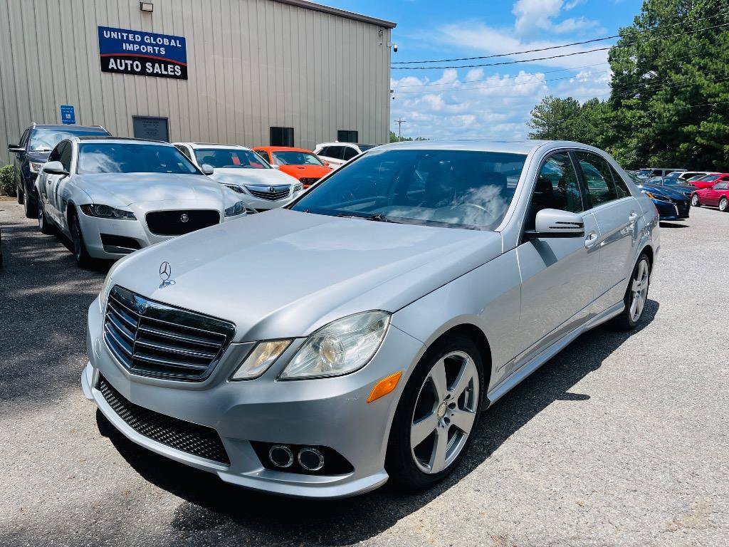 Used 2010 Mercedes-Benz E 350 Sedan image 1