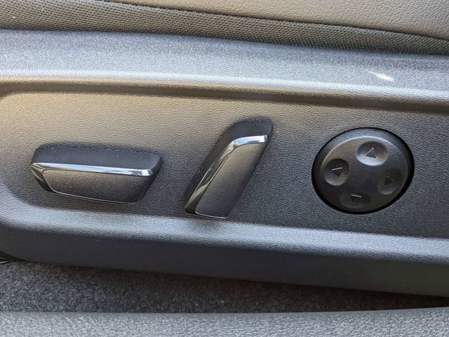 New 2026 Nissan Sentra SR w/ SR Premium Package FWD image 21