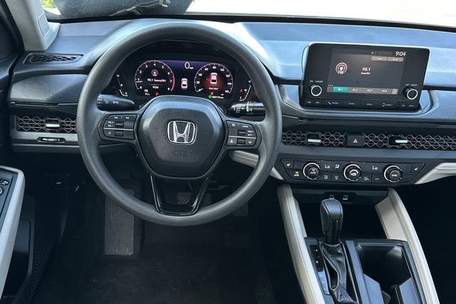 Certified 2025 Honda Accord SE image 15