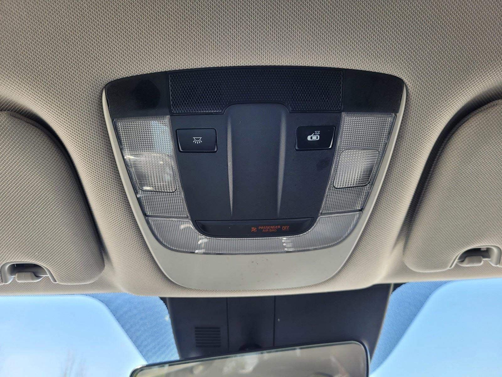 Used 2022 Kia Sorento LX image 30