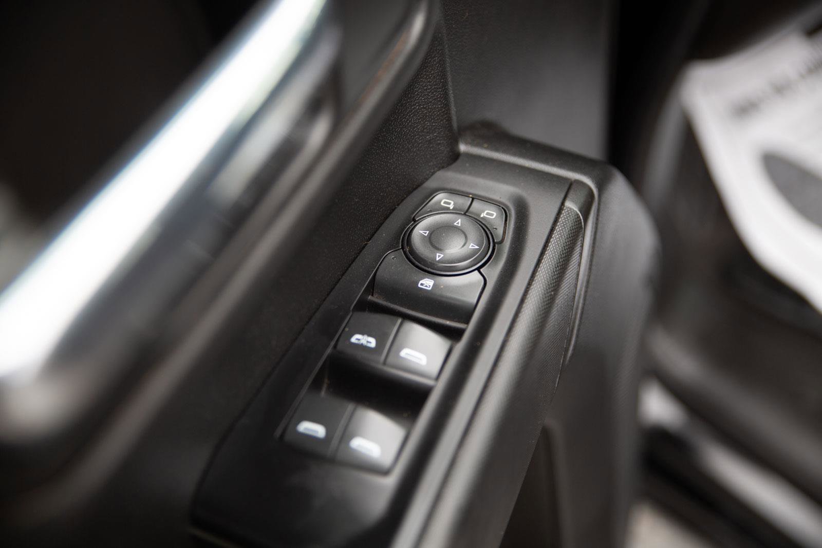 Used 2023 Chevrolet Silverado 1500 Custom image 18