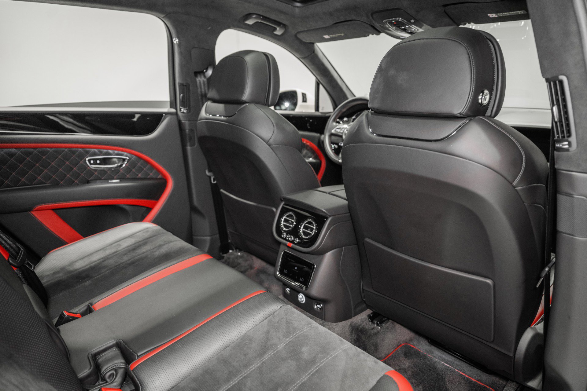 Used 2021 Bentley Bentayga Speed image 25