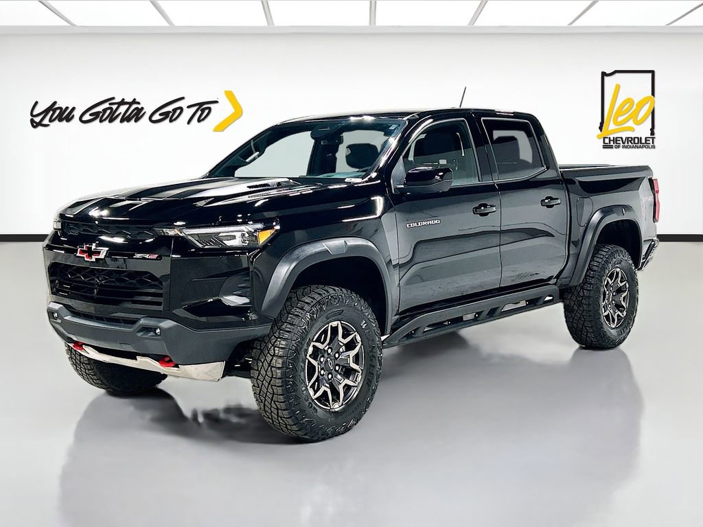 Used 2025 Chevrolet Colorado ZR2 w/ Technology Package