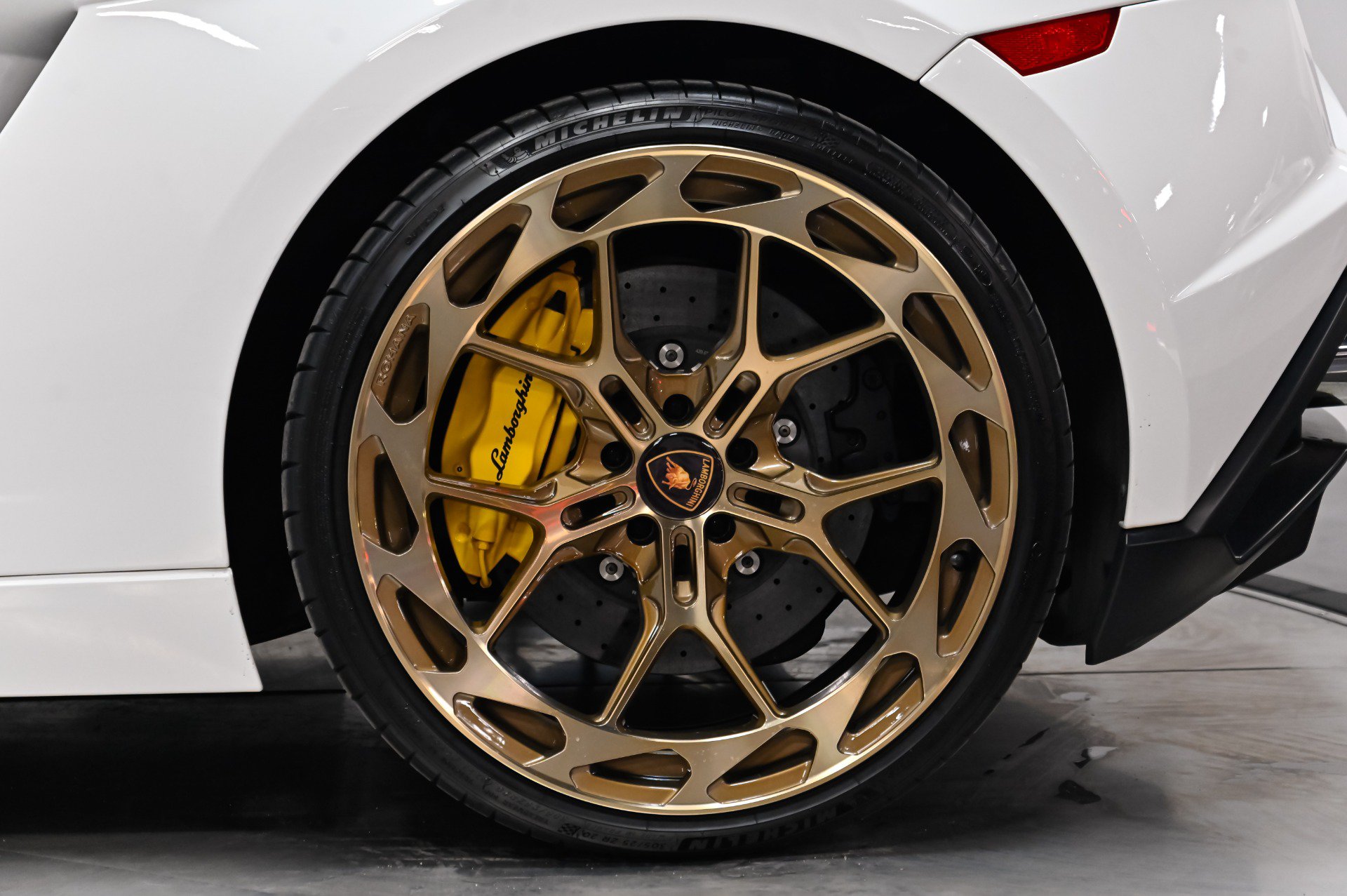 Used 2013 Lamborghini Gallardo LP 560-4 AWD/4WD image 24