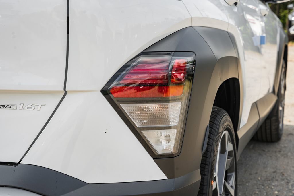 New 2026 Hyundai Kona SEL Premium image 6