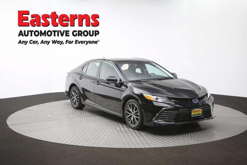 Used 2022 Toyota Camry XLE FWD image 49