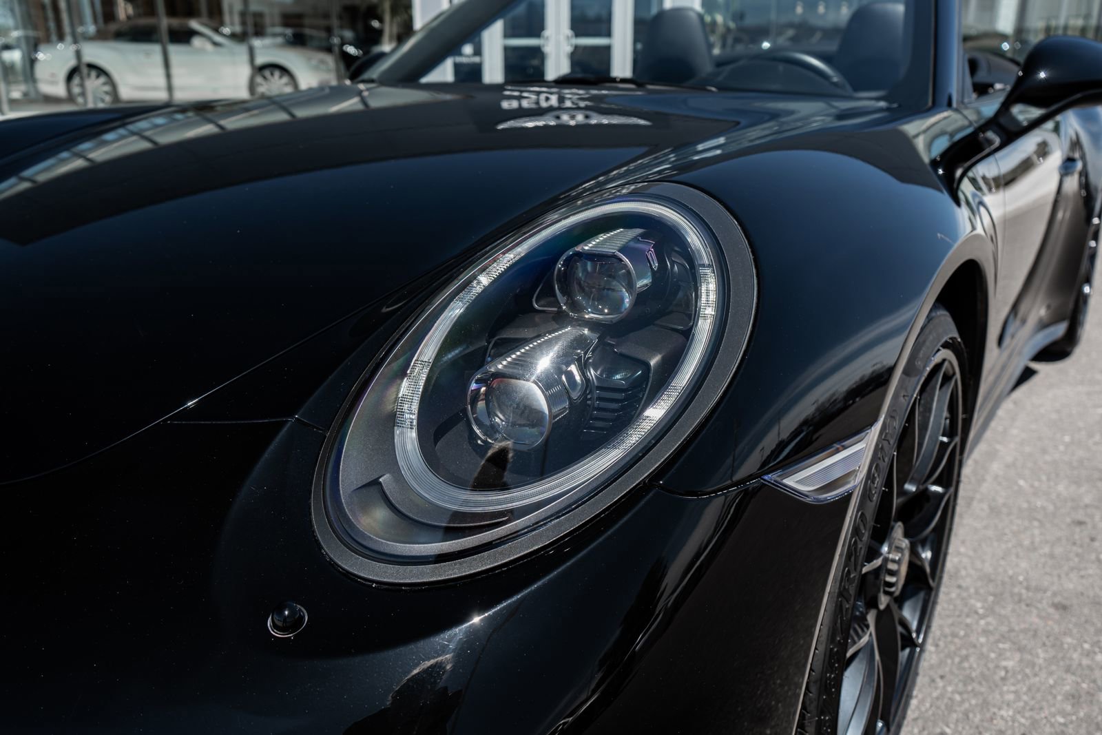 Used 2017 Porsche 911 Carrera GTS RWD image 23