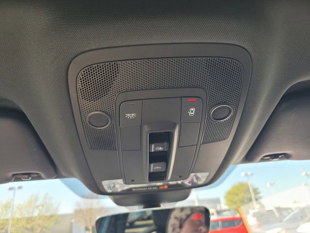 Used 2020 Audi Q3 2.0T Prestige w/ Prestige Package image 23