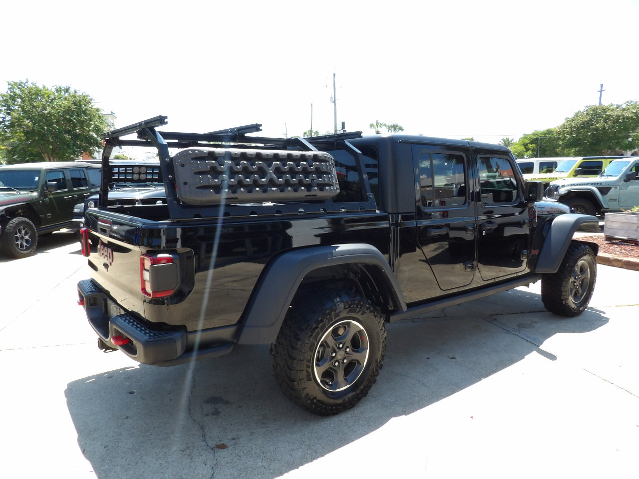 Used 2023 Jeep Gladiator Rubicon w/ LED Lighting Group image 6
