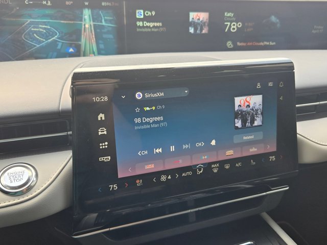 Used 2025 Lincoln Nautilus Premier w/ Equipment Group 102A image 14