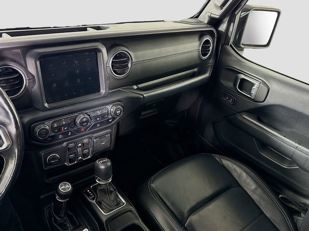 Used 2019 Jeep Wrangler Unlimited Sahara image 26