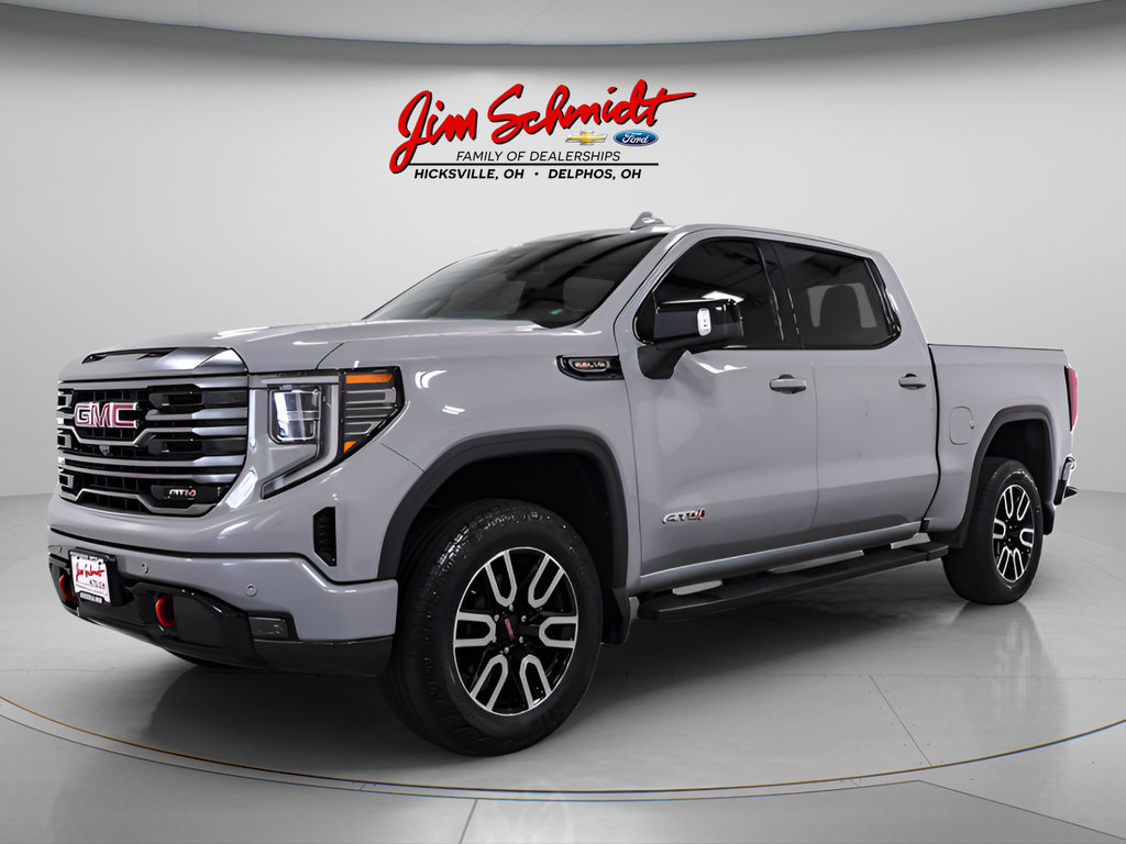Used 2024 GMC Sierra 1500 AT4 w/ AT4 Preferred Package AWD/4WD image 3