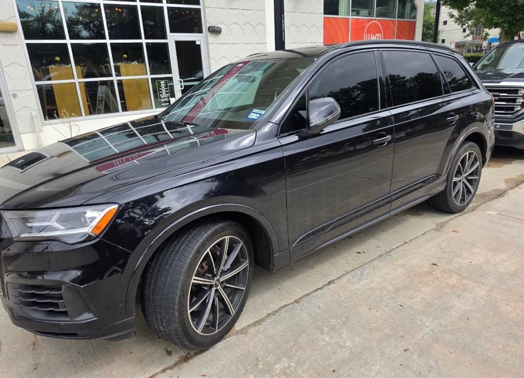 Used 2021 Audi Q7 3.0T Premium Plus w/ Premium Plus Package AWD/4WD image 3