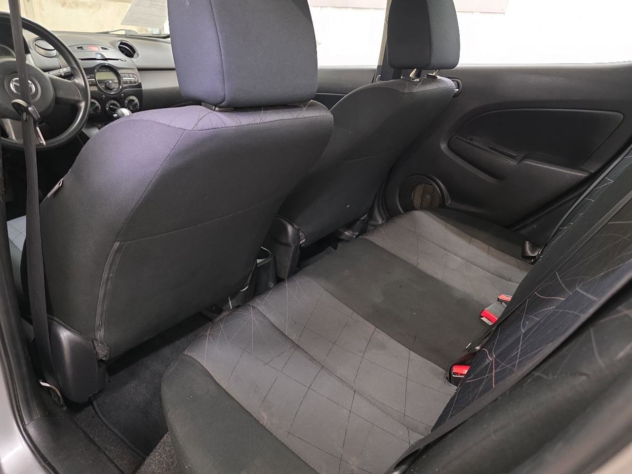 Used 2014 MAZDA MAZDA2 Sport image 35