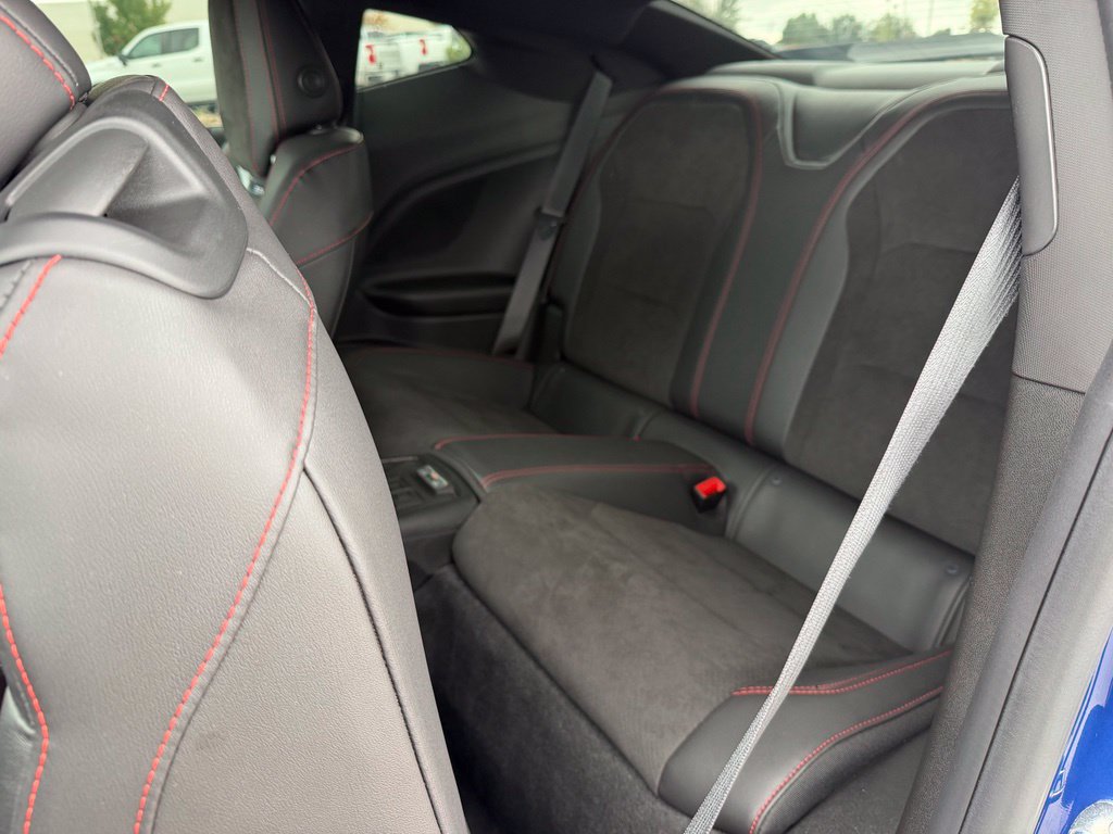 Used 2019 Chevrolet Camaro ZL1 RWD image 23