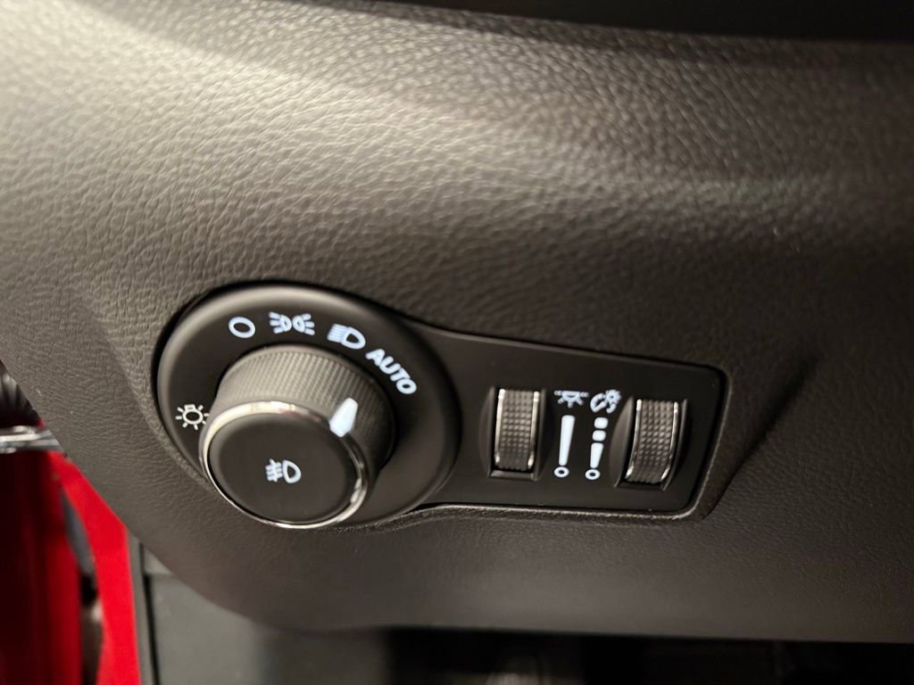 New 2026 Jeep Compass Latitude image 26