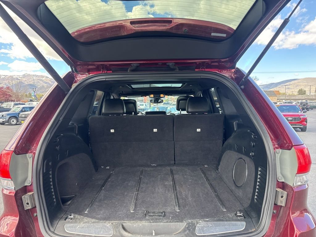 Used 2017 Jeep Grand Cherokee Limited w/ Luxury Group II image 11