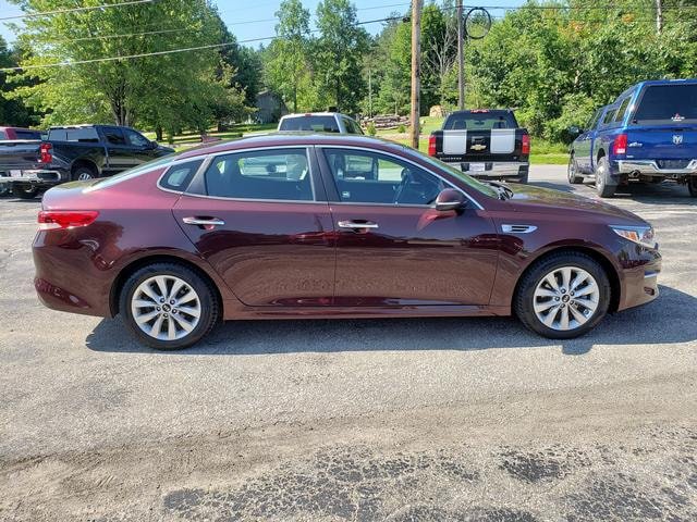 Used 2018 Kia Optima LX w/ 17" Alloy Wheels Package FWD image 8