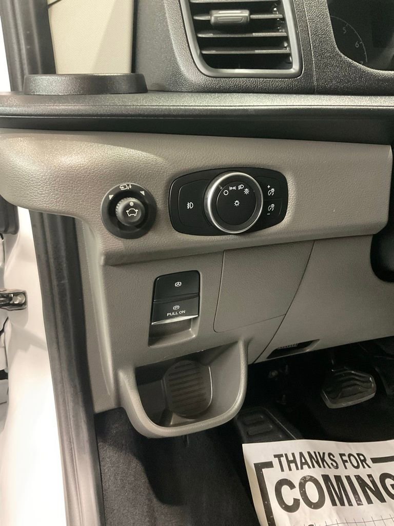 Used 2025 Ford Transit 350 XLT RWD image 8