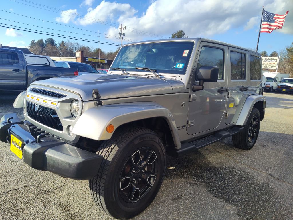 Used 2018 Jeep Wrangler Unlimited Sahara AWD/4WD image 4