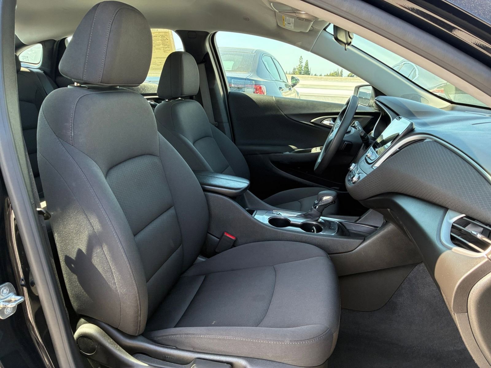 Used 2024 Chevrolet Malibu LT image 37