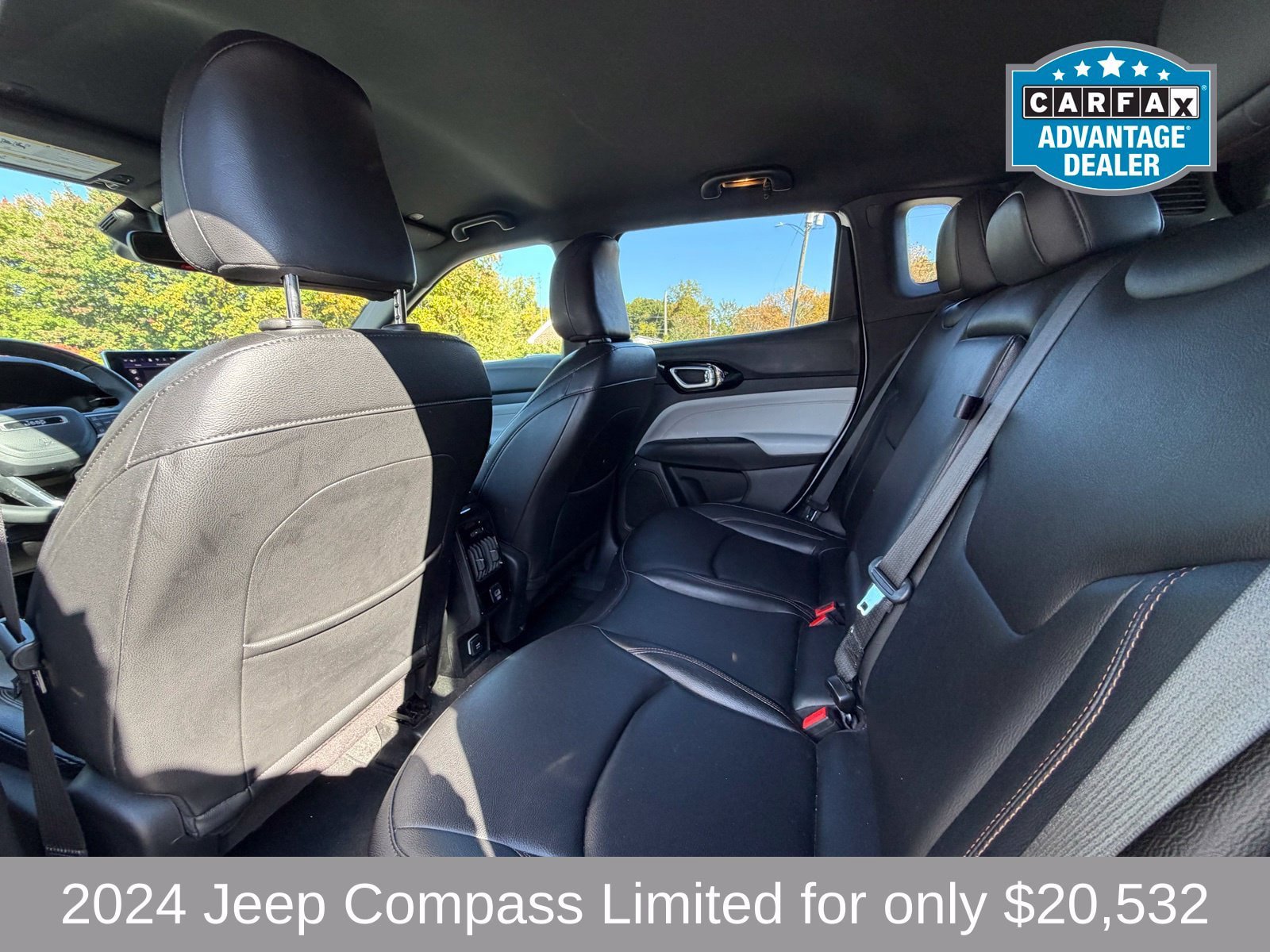 Used 2024 Jeep Compass Limited AWD/4WD image 9