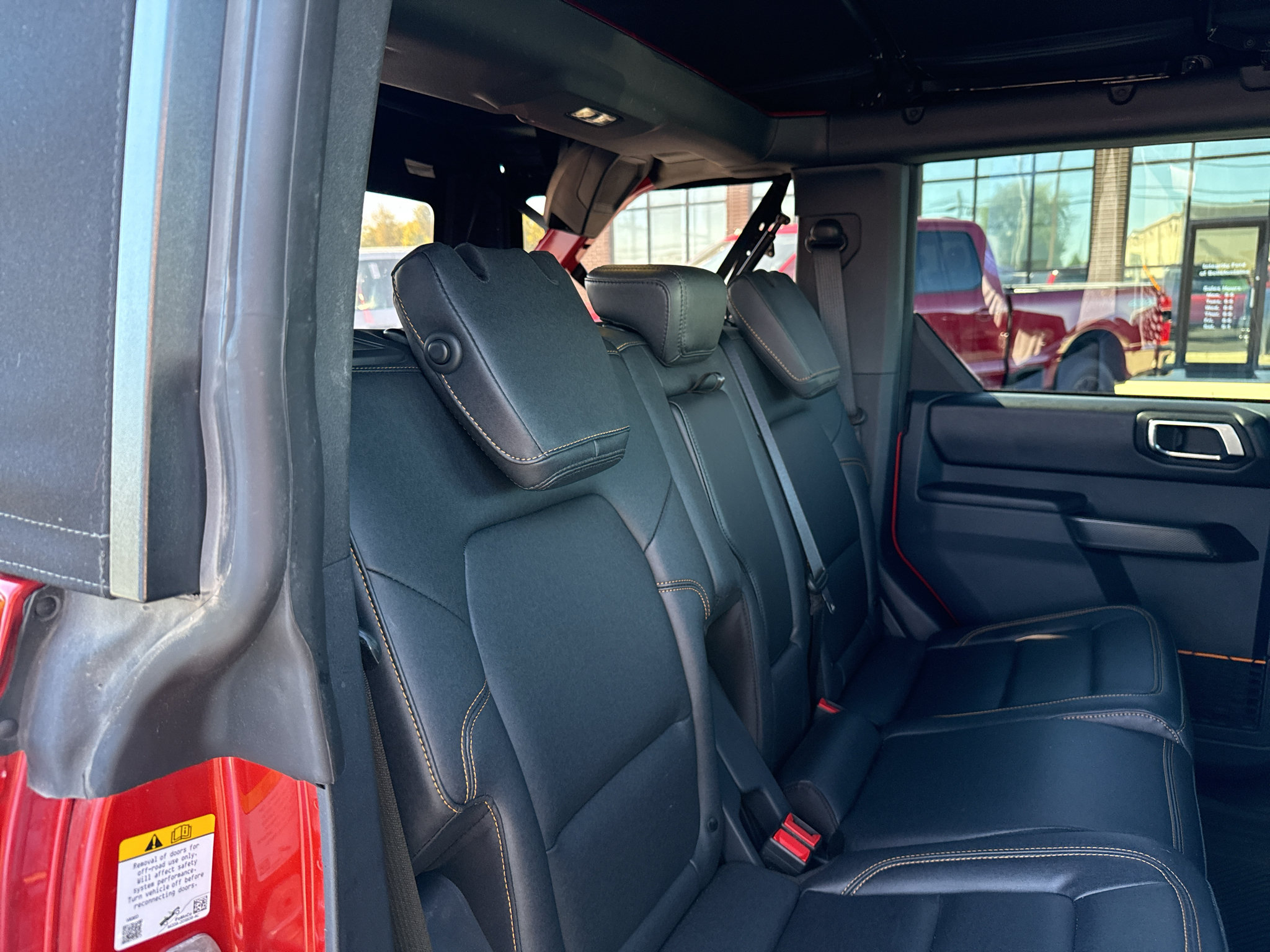 Used 2024 Ford Bronco Badlands AWD/4WD image 29