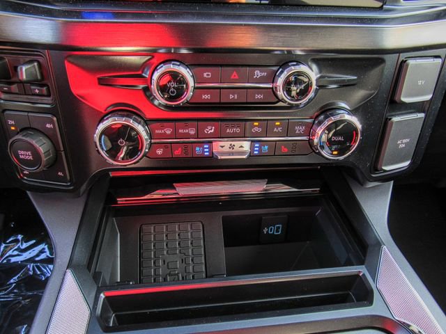 New 2025 Ford F250 Lariat w/ Lariat Ultimate Package image 13