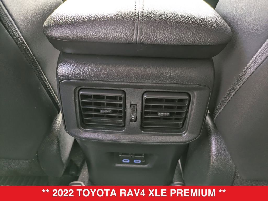 Used 2022 Toyota RAV4 XLE Premium image 44