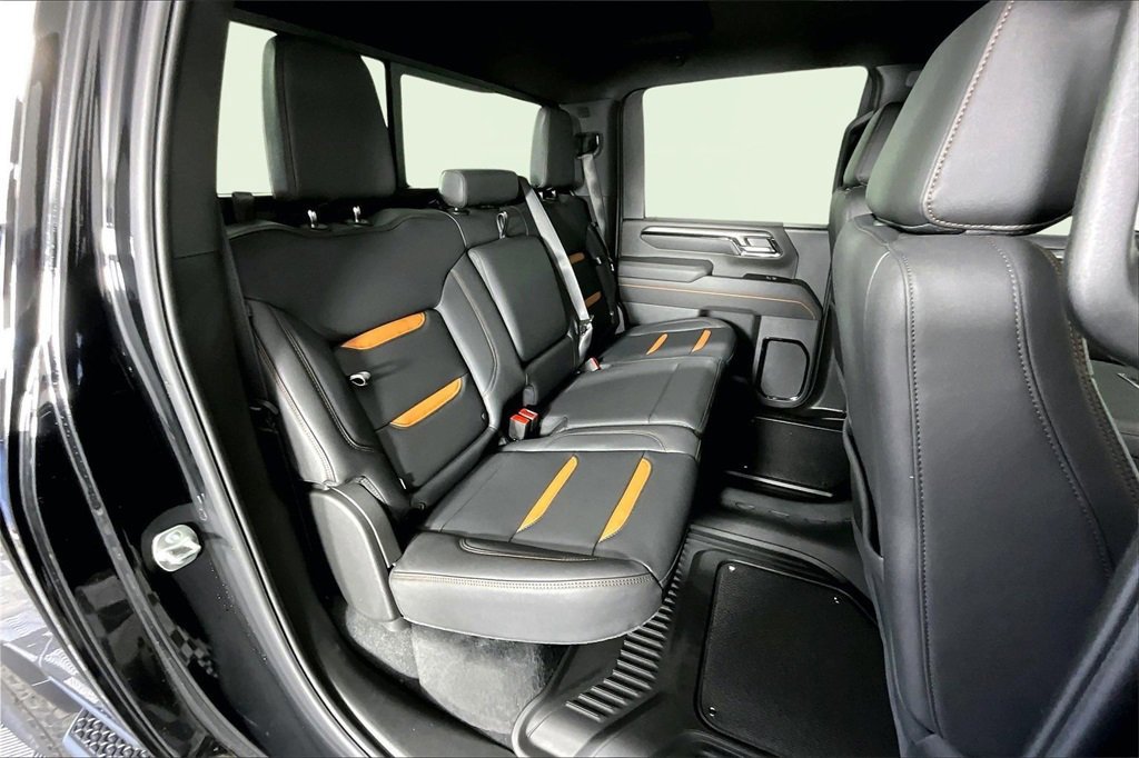 New 2026 GMC Sierra 2500 AT4 image 11