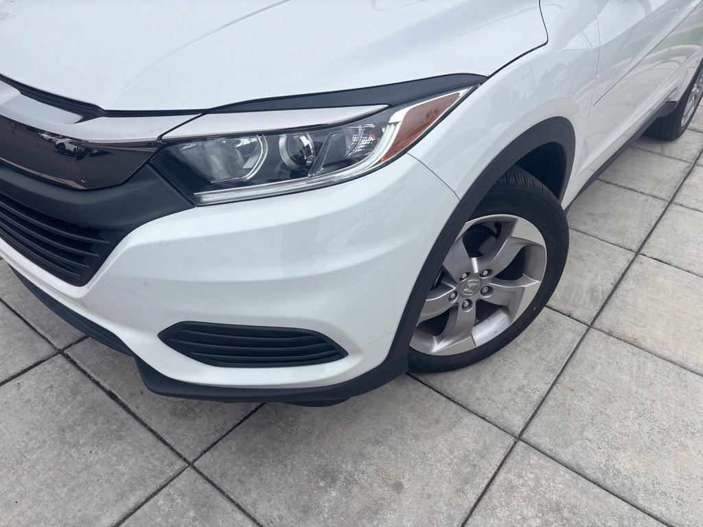 Used 2022 Honda HR-V LX image 2