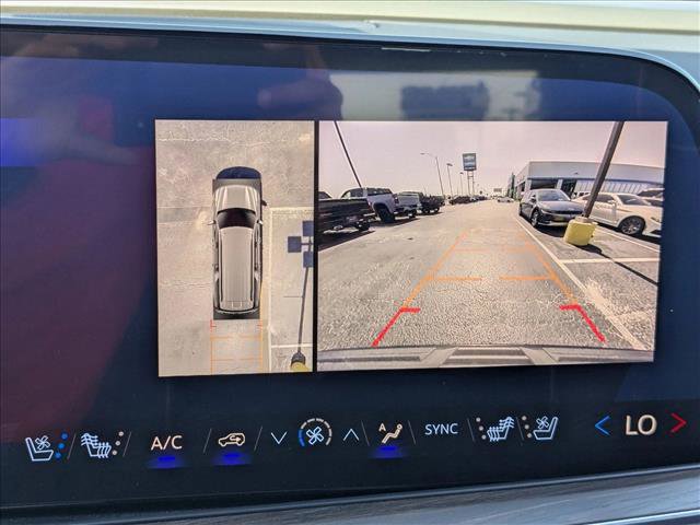 New 2025 Chevrolet Suburban Premier image 12