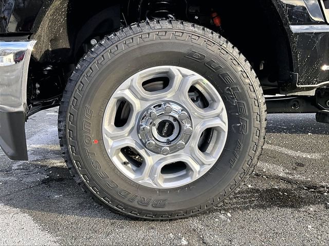 New 2026 Ford F350 XLT w/ FX4 Off-Road Package image 13