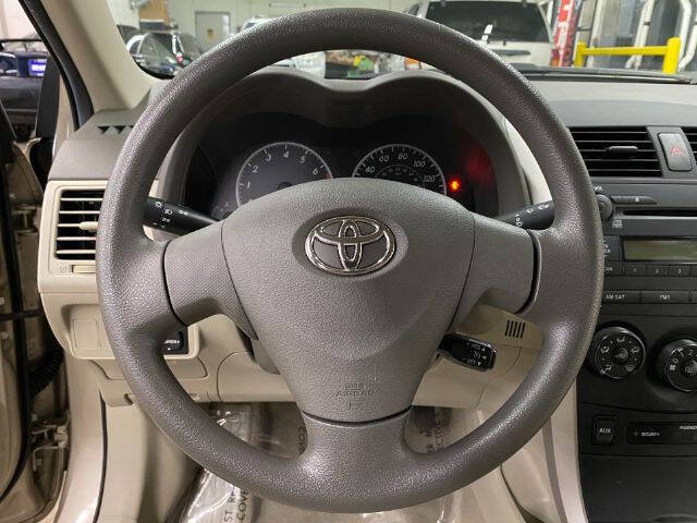 Used 2009 Toyota Corolla XLE FWD image 19