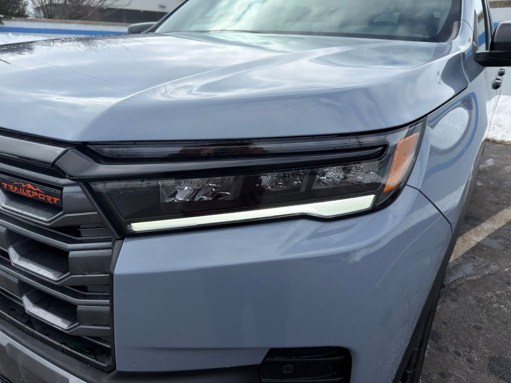 Used 2026 Honda Pilot TrailSport image 9